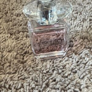 Versace Bright Crystal Perfume - Soft Pink